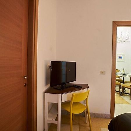 Blinded By The Light Apartment Рим Екстериор снимка